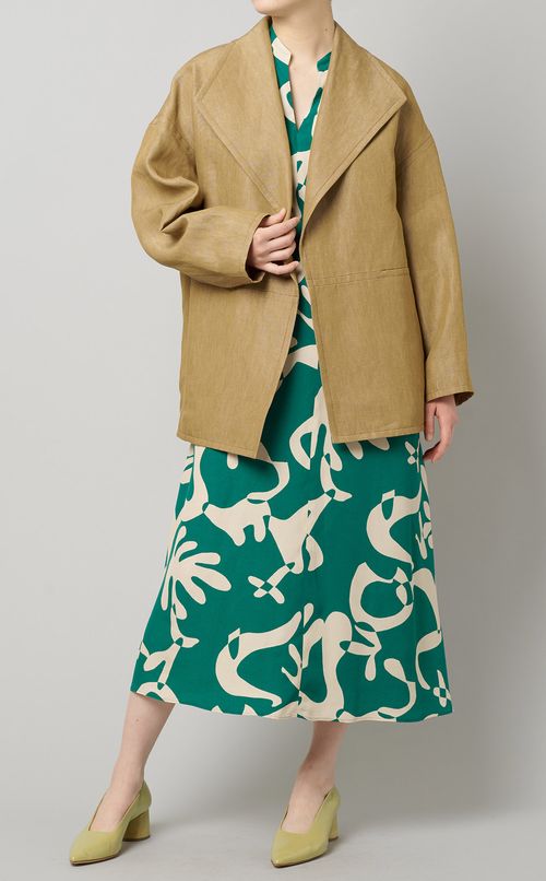 ビッグカラーショートコート