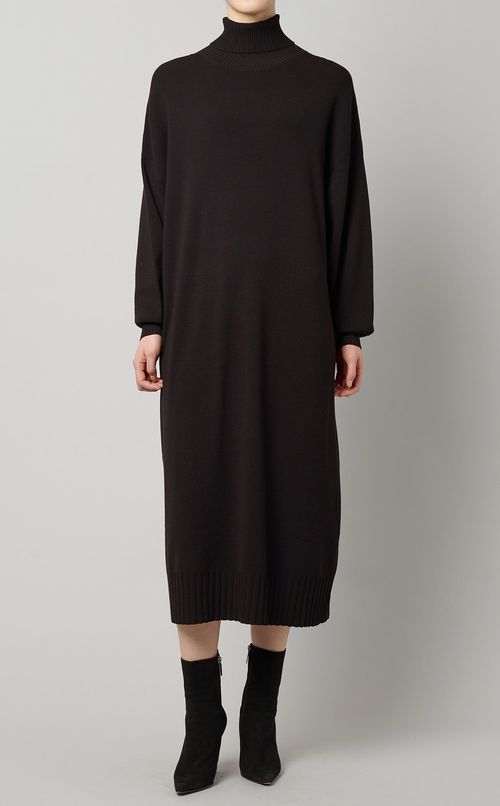 タートルネックニットワンピース