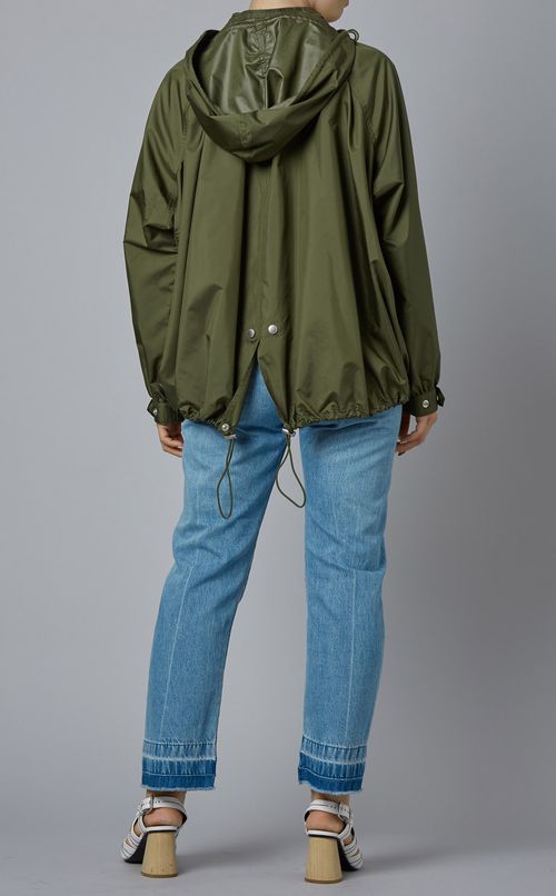 ショートマウンテンパーカー