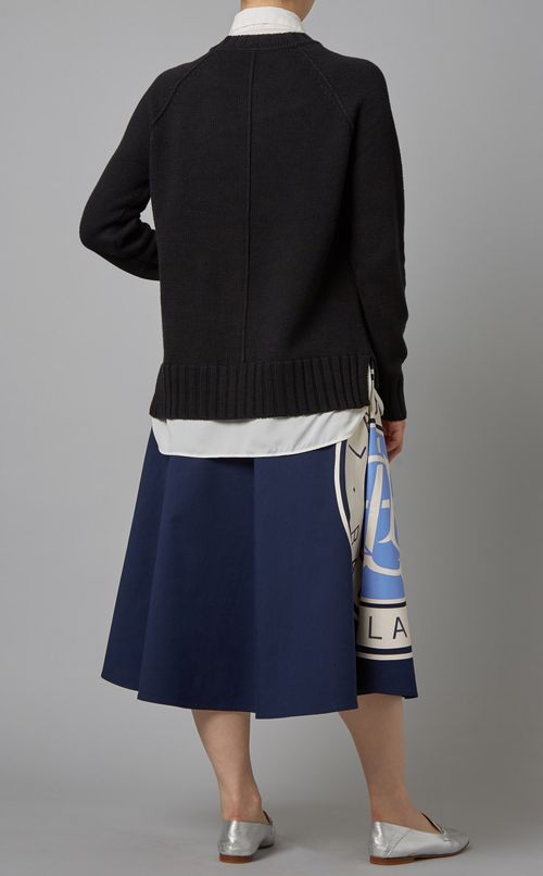 エンブレム付ドッキングニットプルオーバー