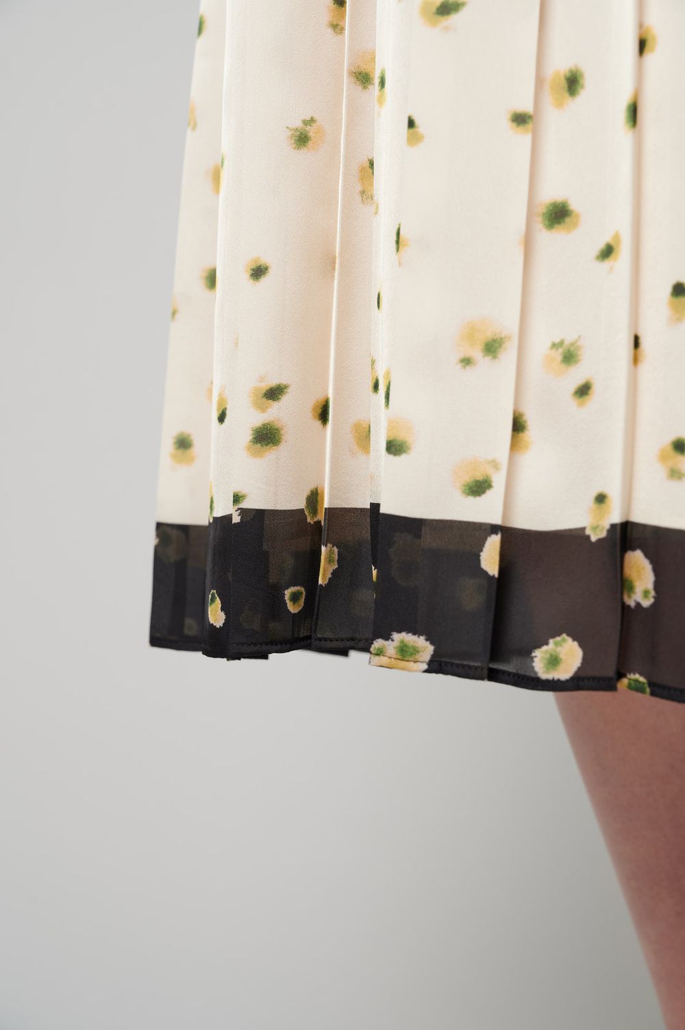 配色ヘムプリーツワンピース