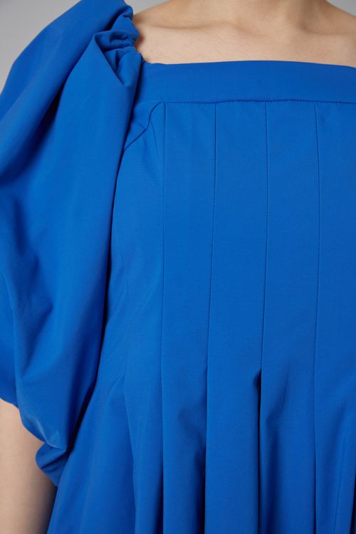 ボリュームスリーブワンピース