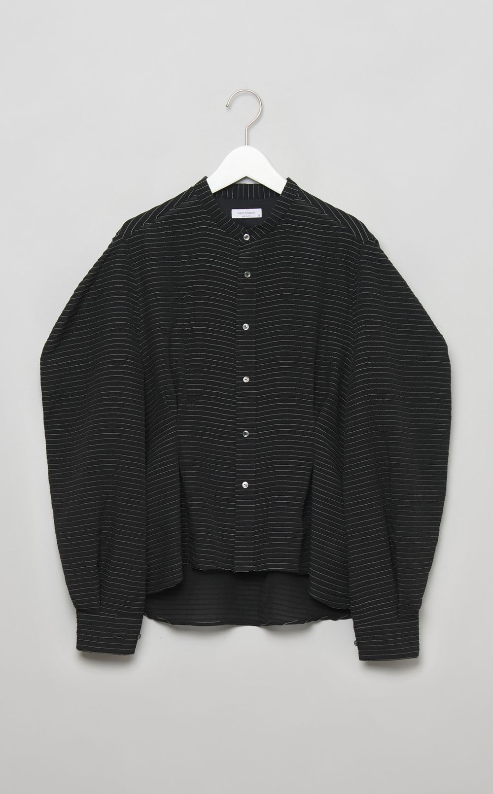 タックジャガードコクーン袖ブラウス