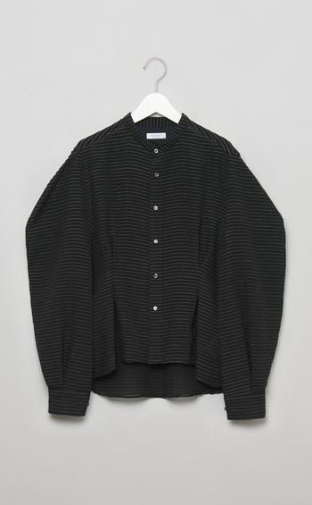 タックジャガードコクーン袖ブラウス