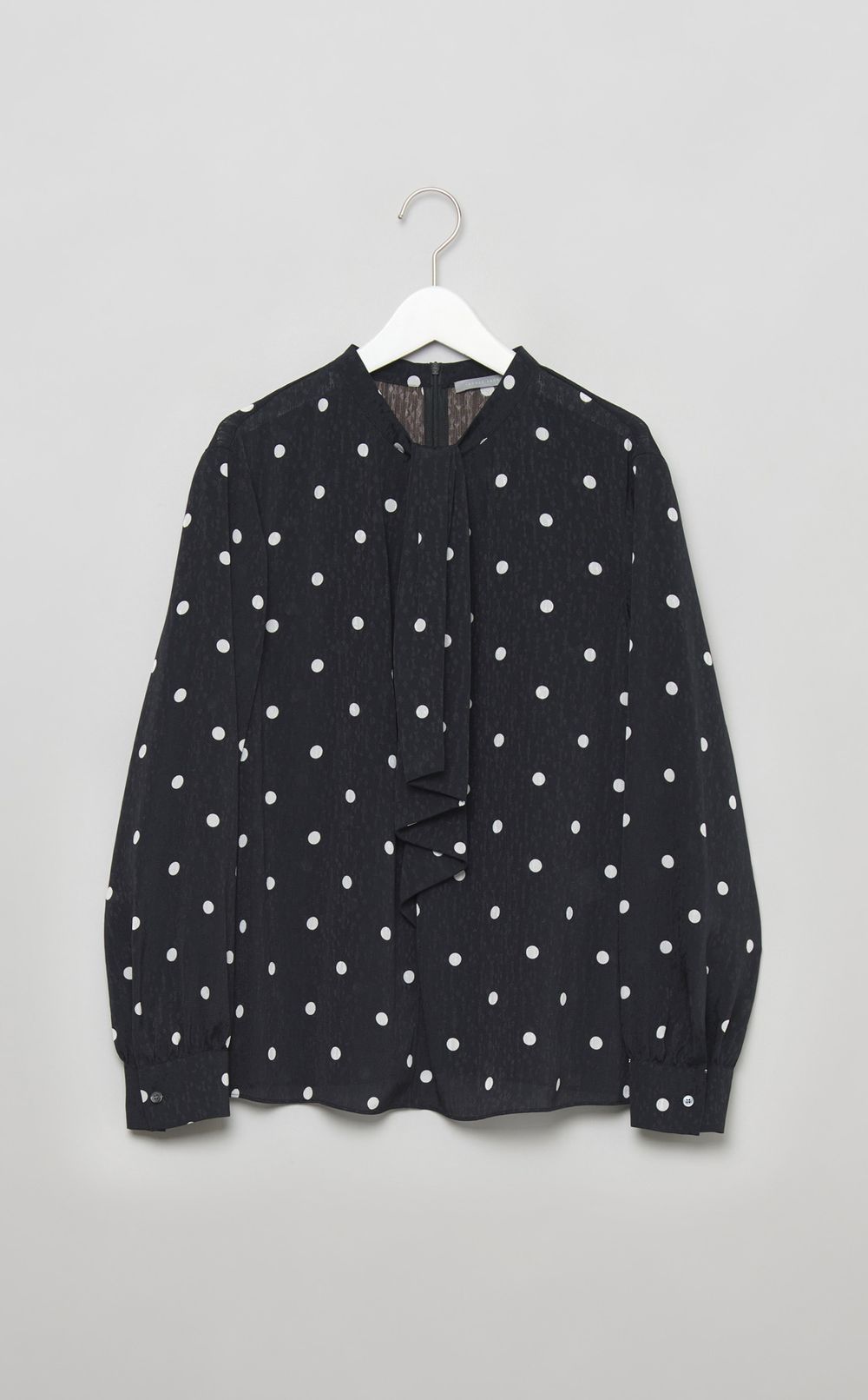 ポルカドットボウタイブラウス