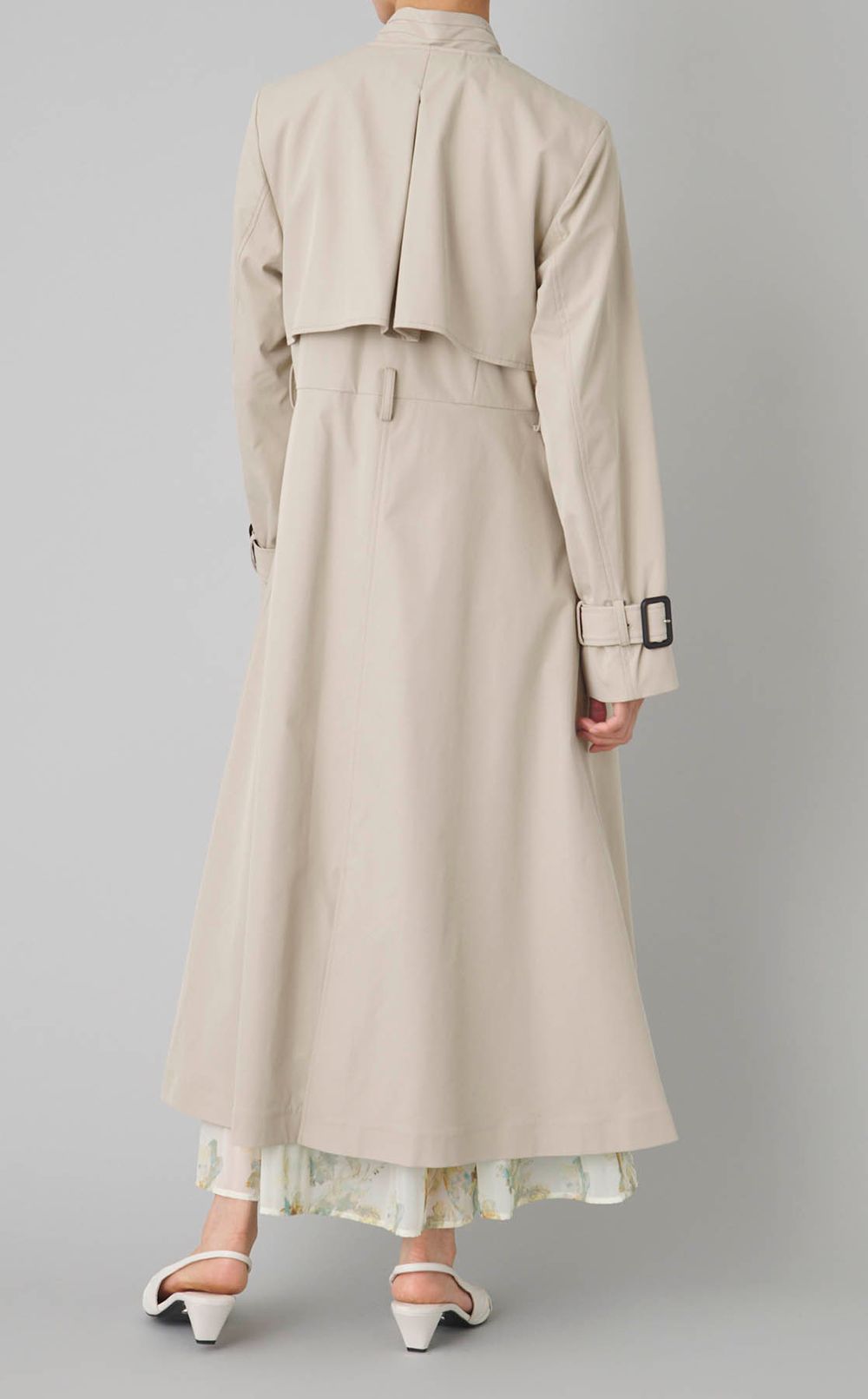 リボン付きトレンチコート