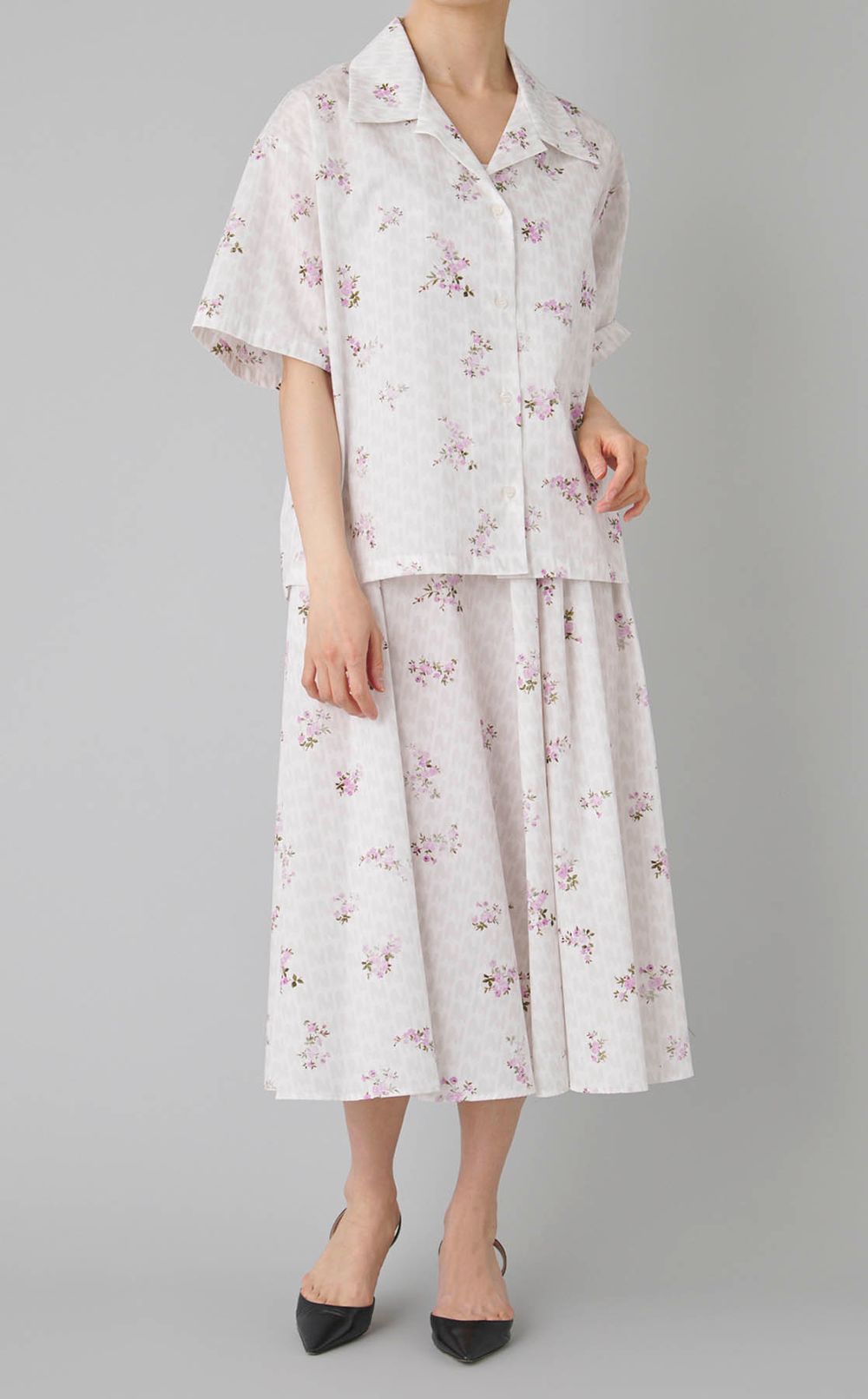 フラワーロゴプリントギャザースカート