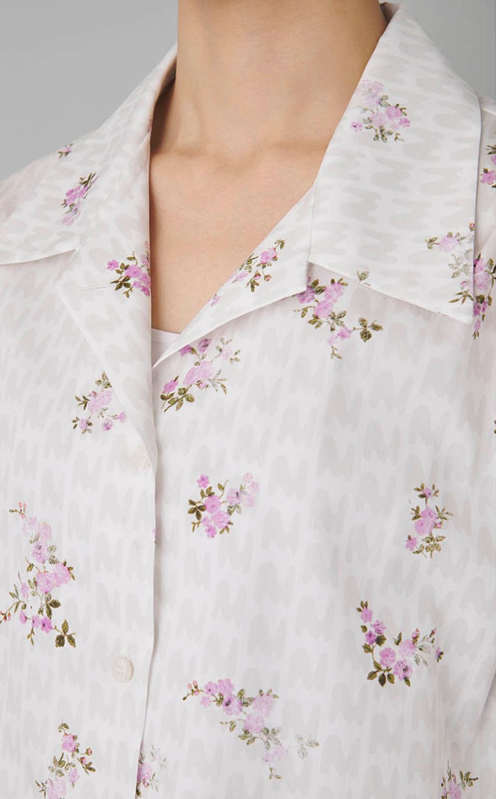 フラワーロゴプリントハーフスリーブシャツ