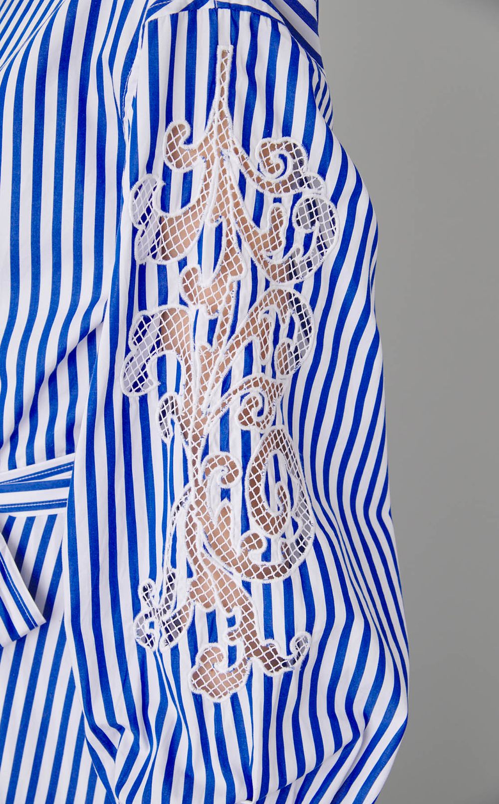 ストライプアイレットシャツワンピース