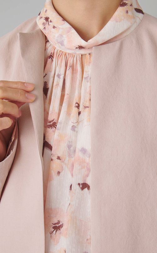 ドルマンスリーブノーカラージャケット