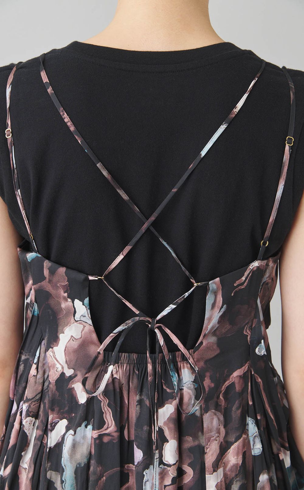 ボタニカルプリントキャミソールドレス