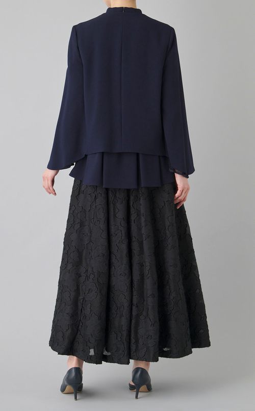 ノーカラーケープジャケット