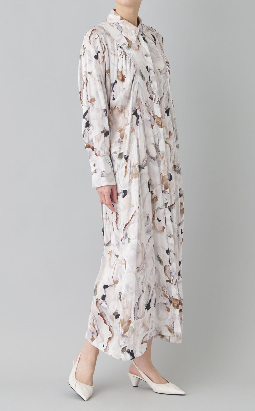 ボタニカルプリントマキシワンピース