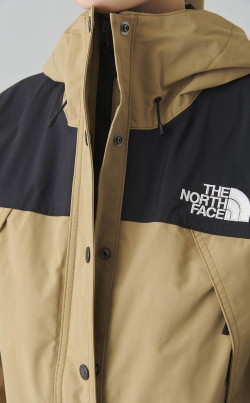 マウンテンライトジャケット