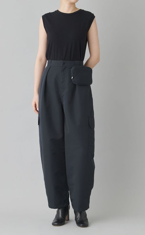 ウエストバッグ中綿パンツ