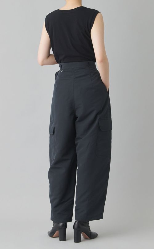 ウエストバッグ中綿パンツ