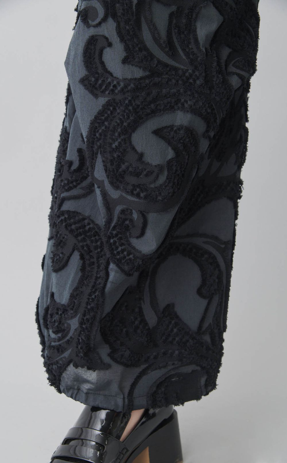 カットジャガードパラシュートパンツ