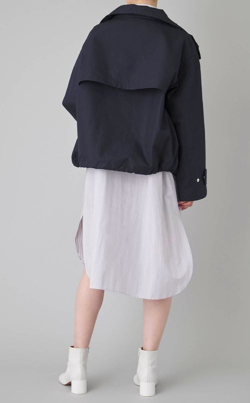 スタンドネック撥水ブルゾン