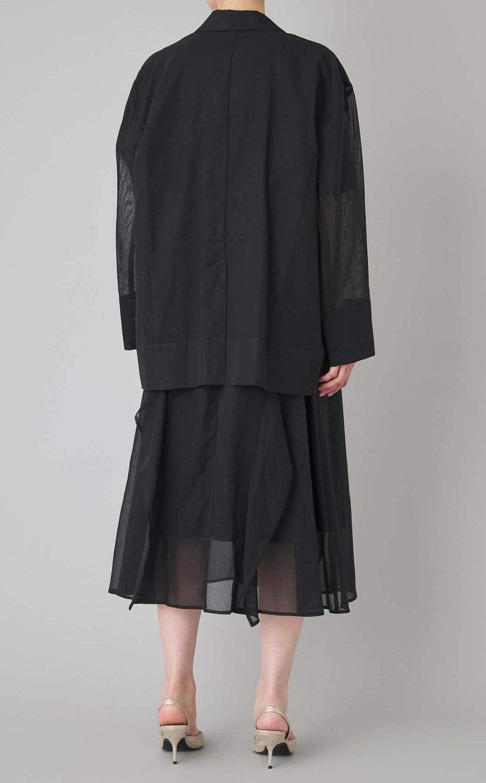 エンブロイダリーシアージャケット