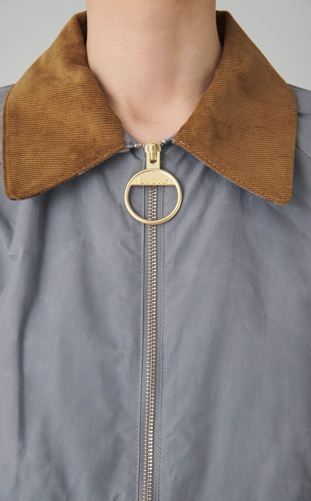 フロントジップショートブルゾン