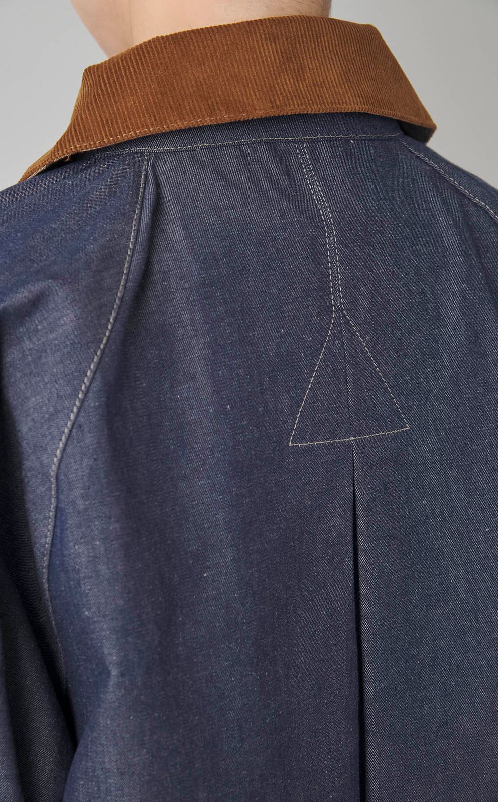 フロントジップデニムショートブルゾン