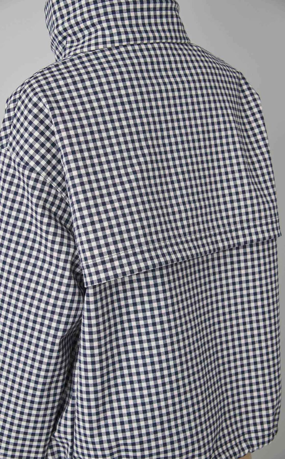 スタンドネック撥水ブルゾン