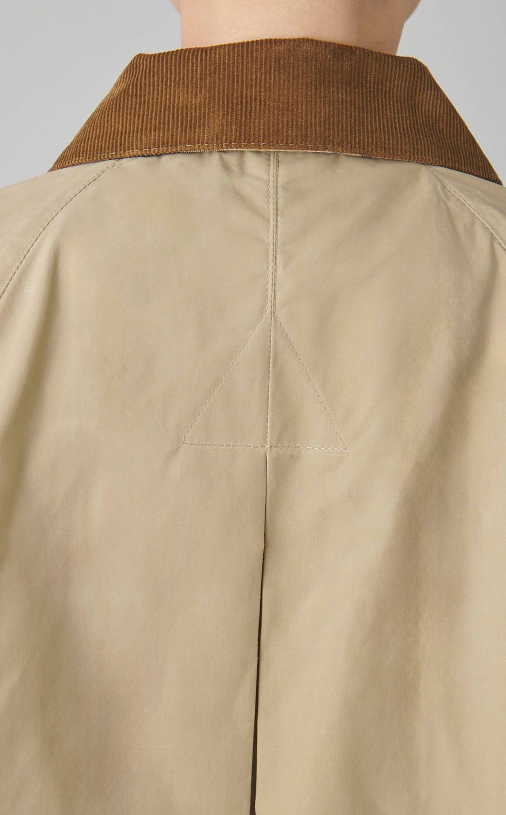 フロントジップショートブルゾン