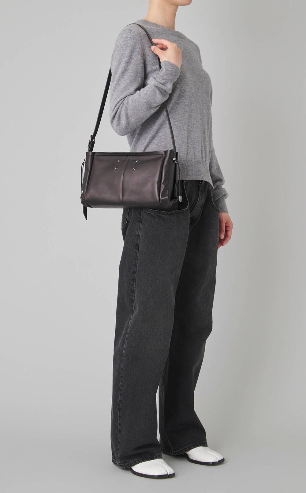 レザーシャーリングショルダーバッグ