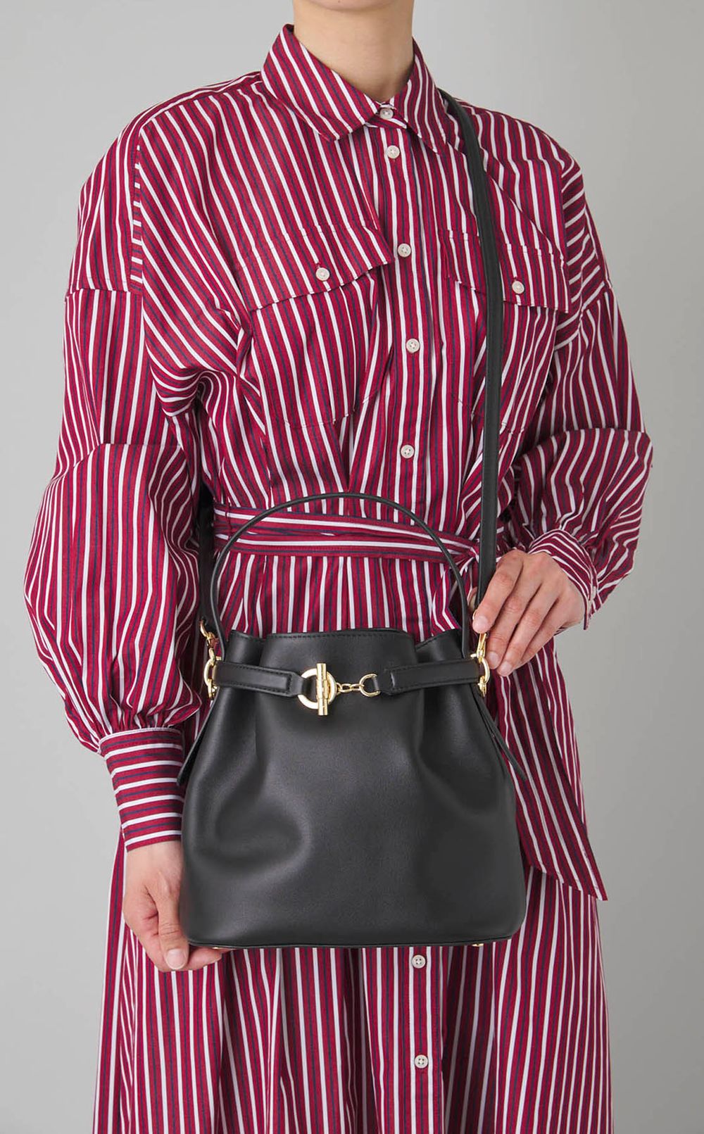 スムースレザーワンショルダーバッグ