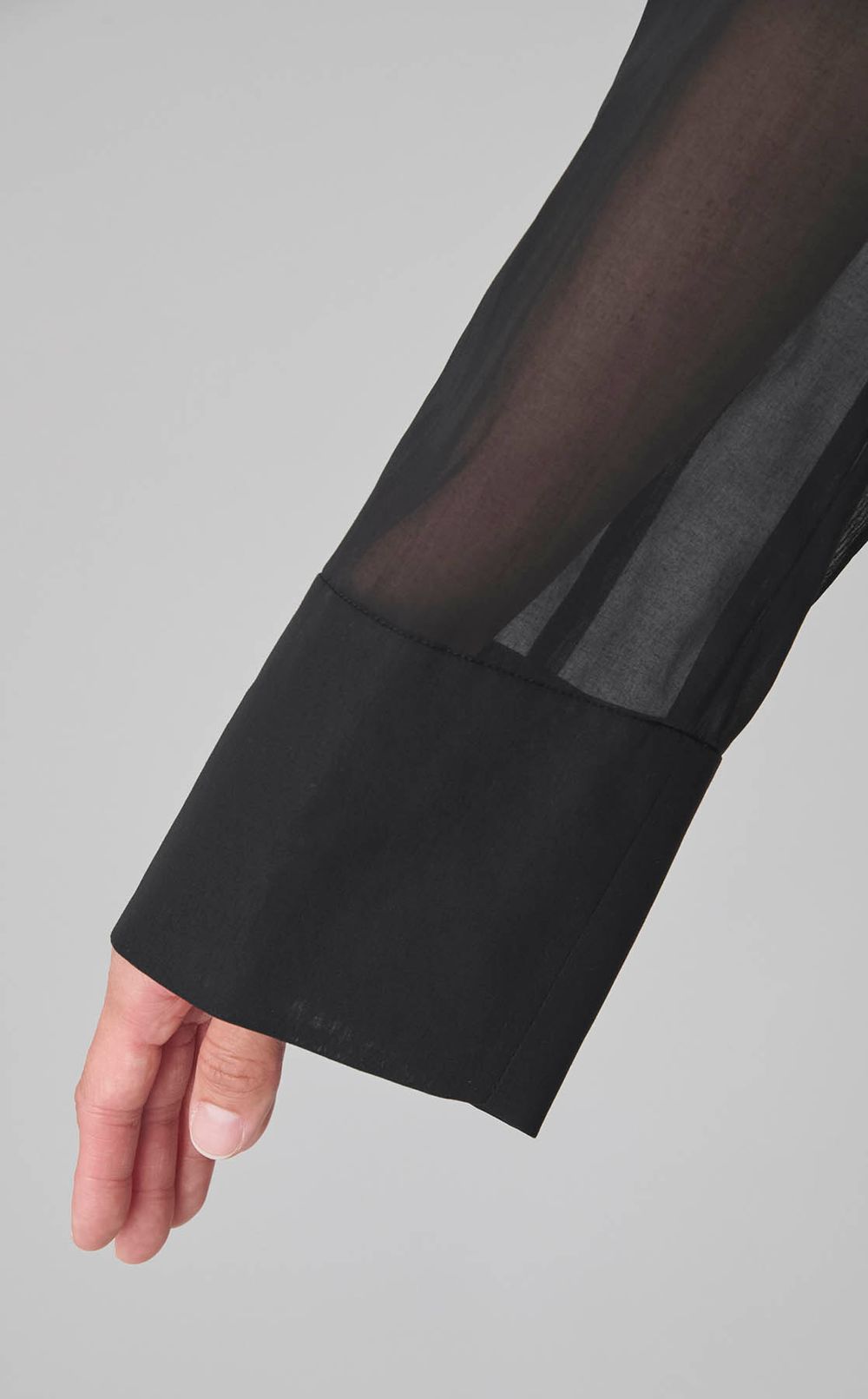 エンブロイダリーシアージャケット