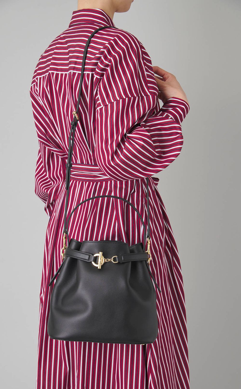 スムースレザーワンショルダーバッグ