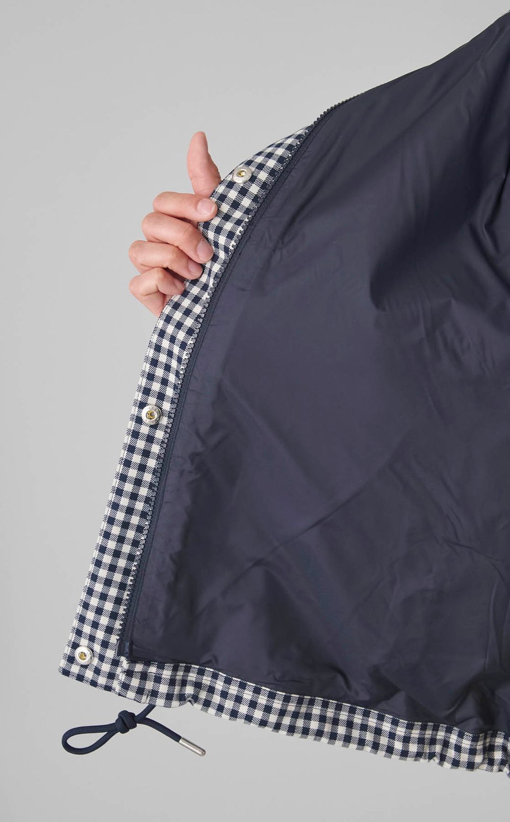 スタンドネック撥水ブルゾン