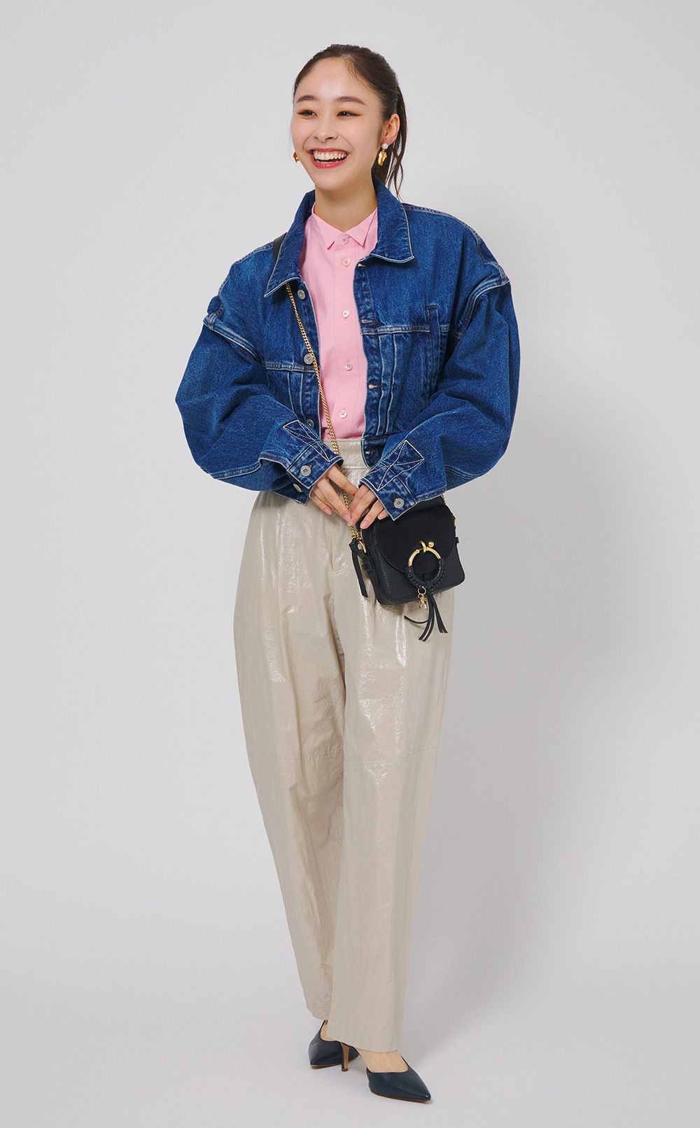 チェーンショルダースクエアバッグ