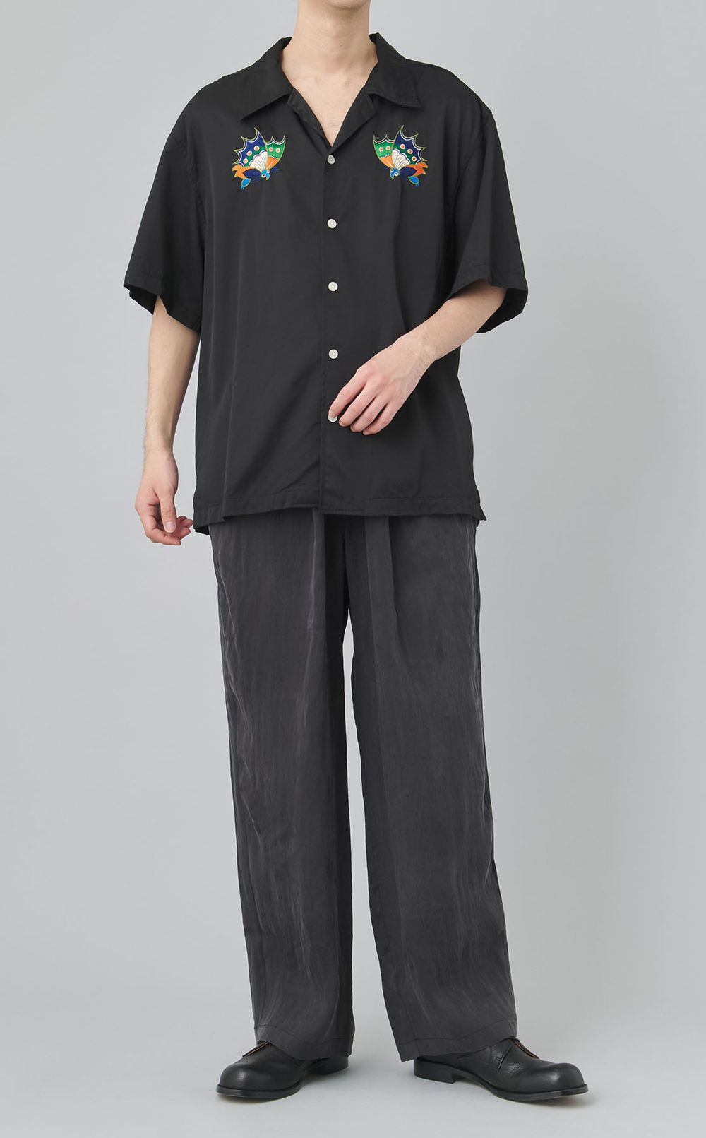 エンブロイダリーオープンカラーシャツ