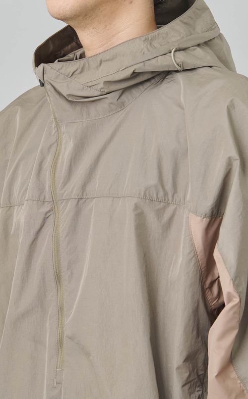 リップストップナイロンプルオーバー