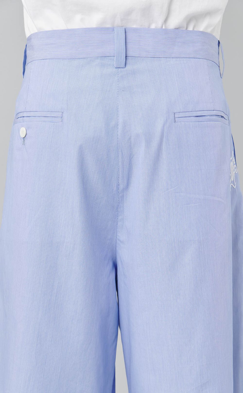 ピンストライプクロップドパンツ