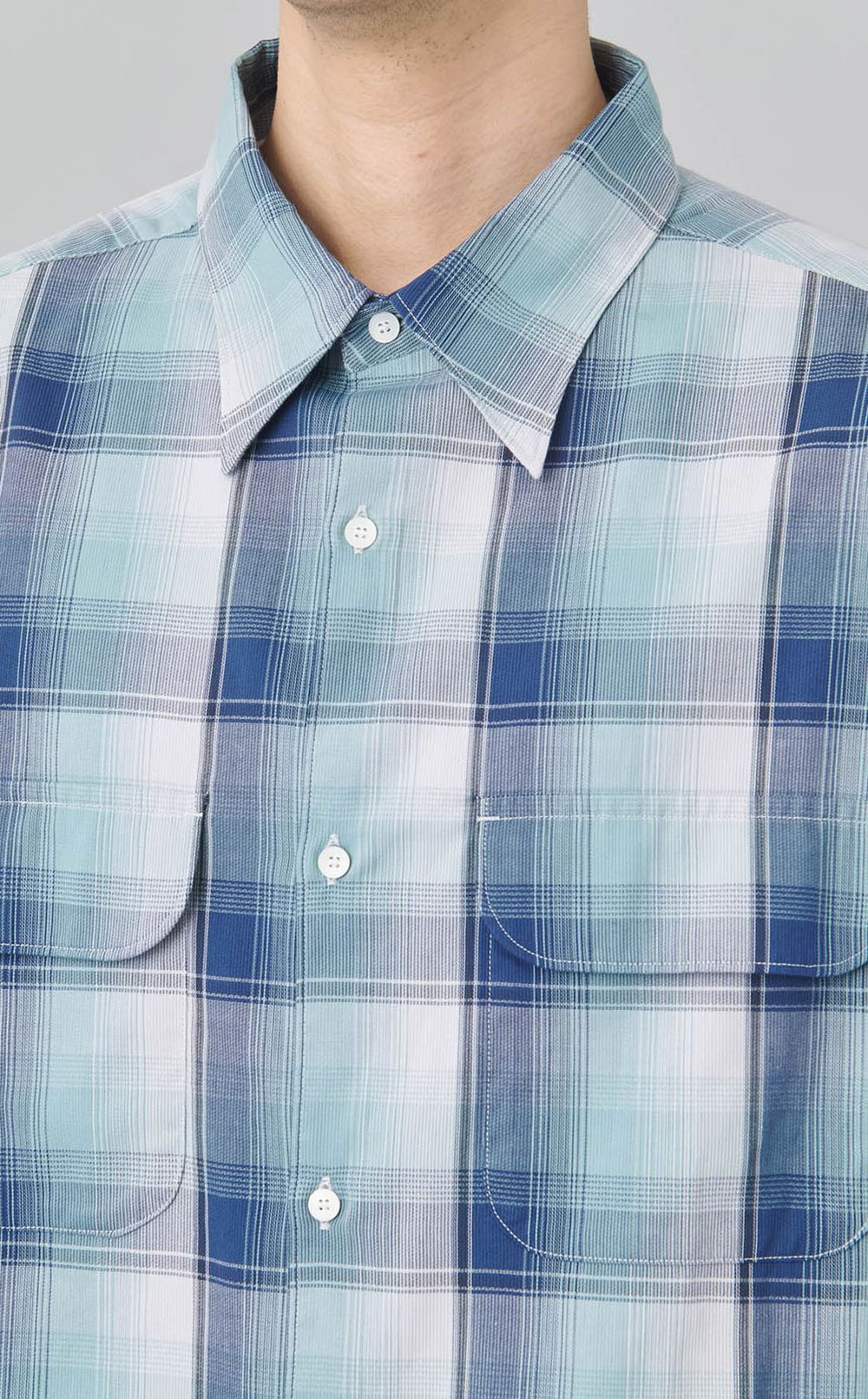 レギュラーカラーチェックシャツ