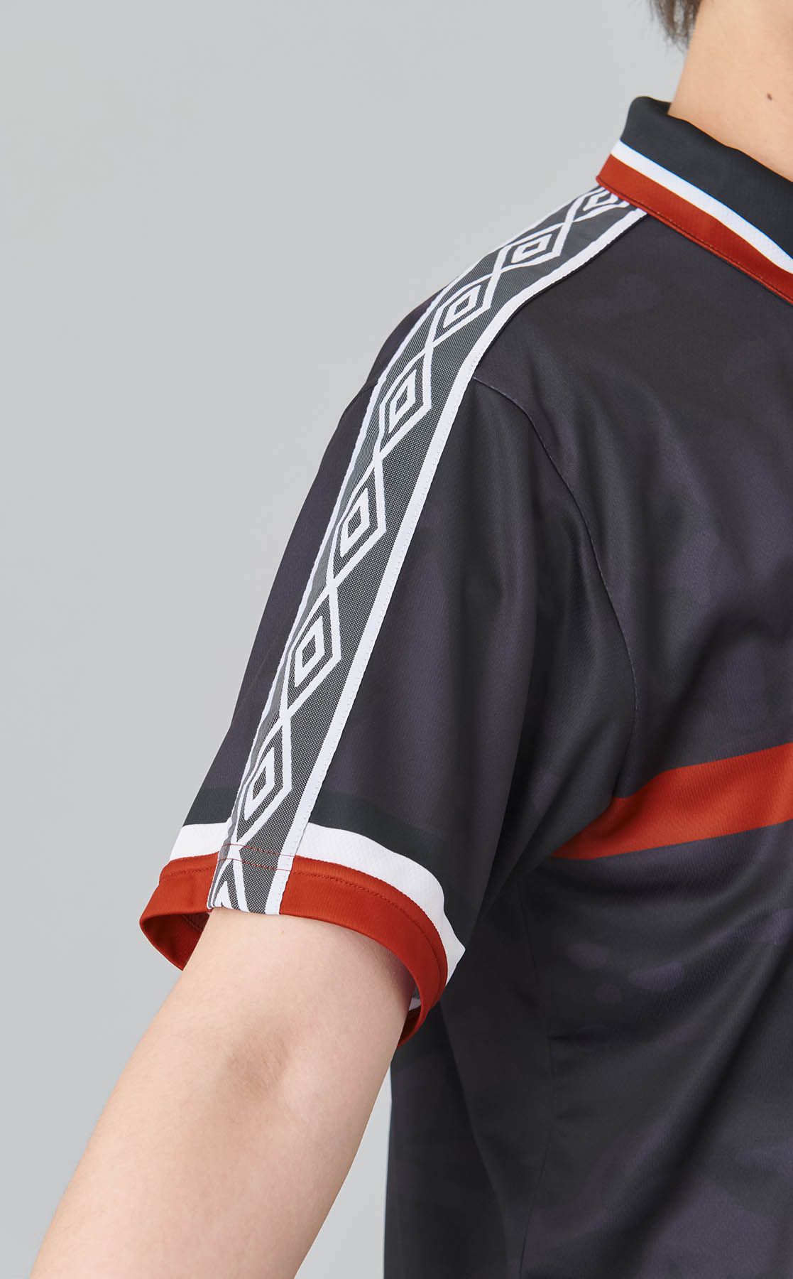 White Mountaineering｜UMBROコラボユニフォームシャツ