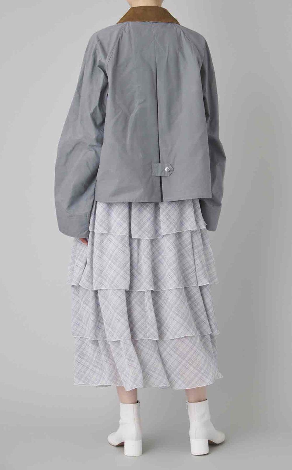 フロントジップショートブルゾン