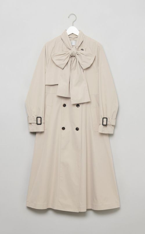 リボン付きトレンチコート