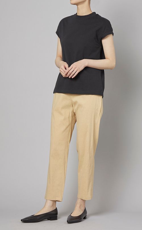 スリムテーパードイージーパンツ