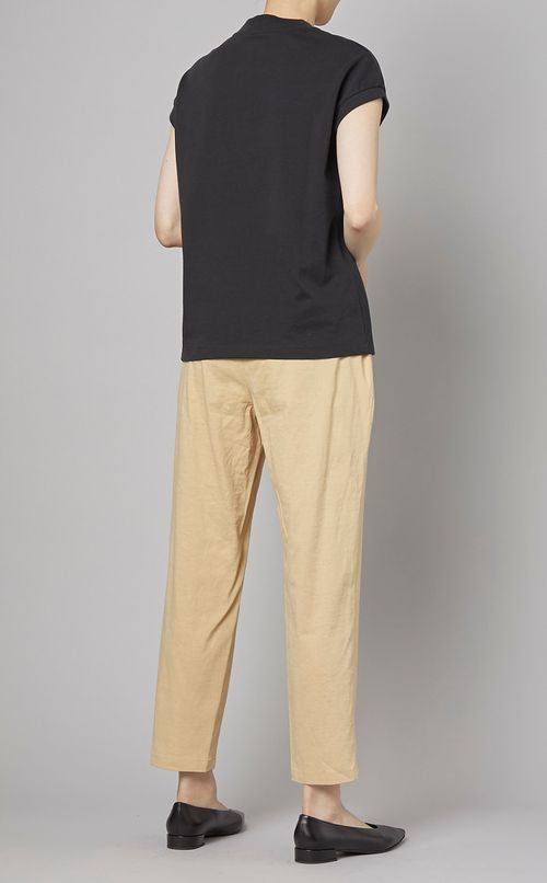 スリムテーパードイージーパンツ