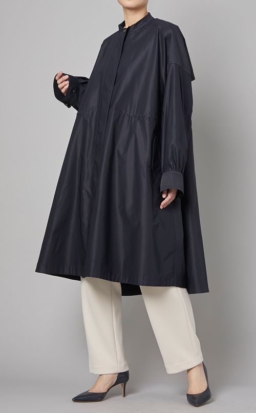 エアリーライトツイルフレアコート