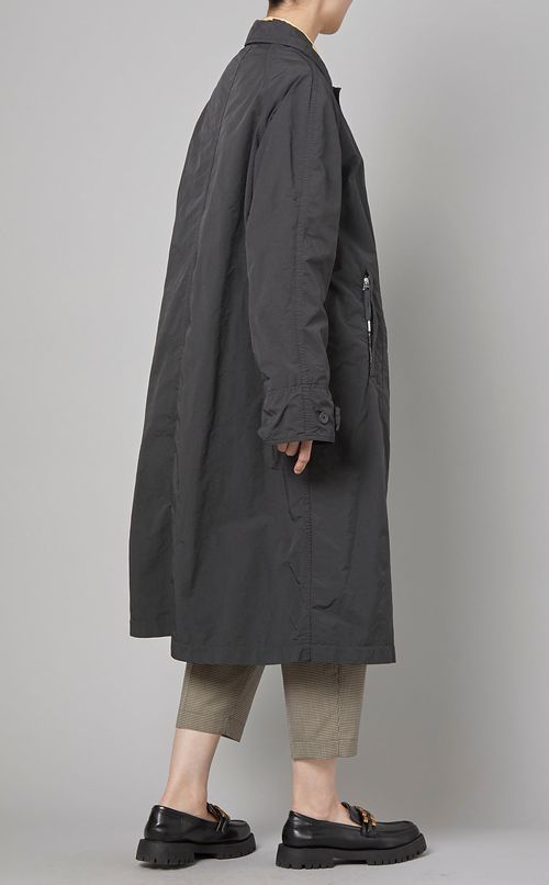 ステンカラーロングコート