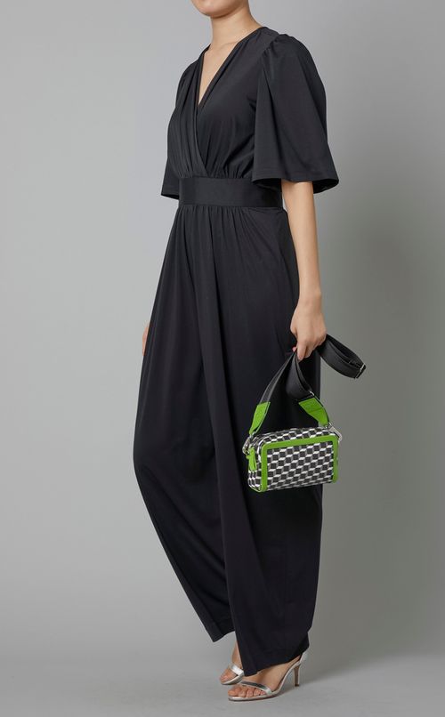 キューブミニショルダーカメラバッグ