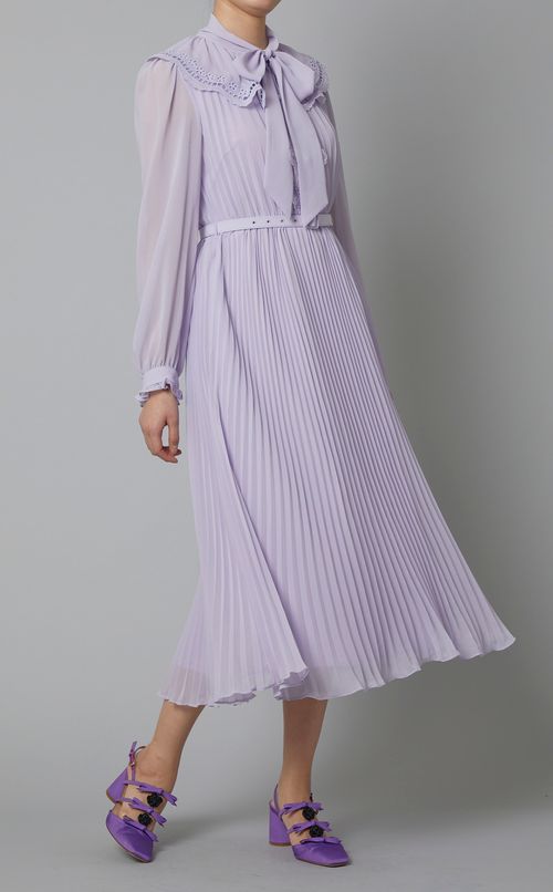 ボウタイプリーツミディワンピース