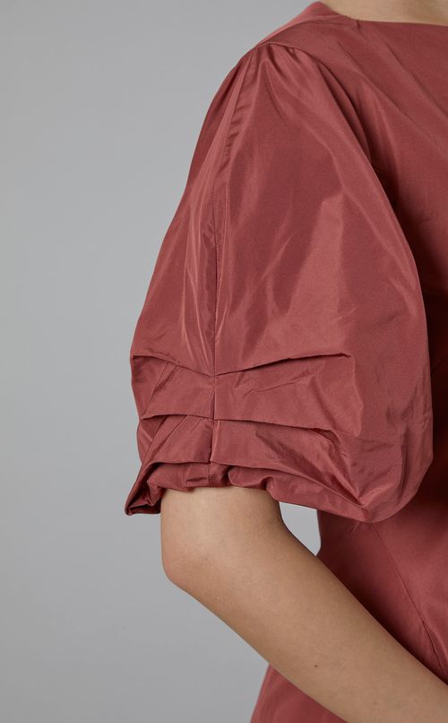 タフタボートネックワンピース