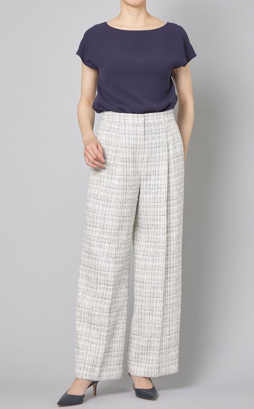 フレンチスリーブプルオーバーブラウス