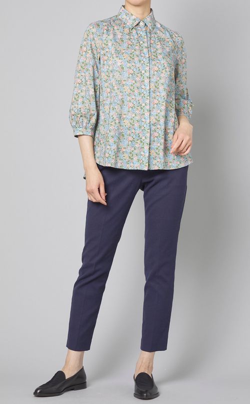 センタープレステーパードパンツ