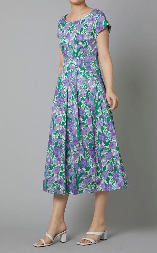 フラワープリントフレンチスリーブドレス